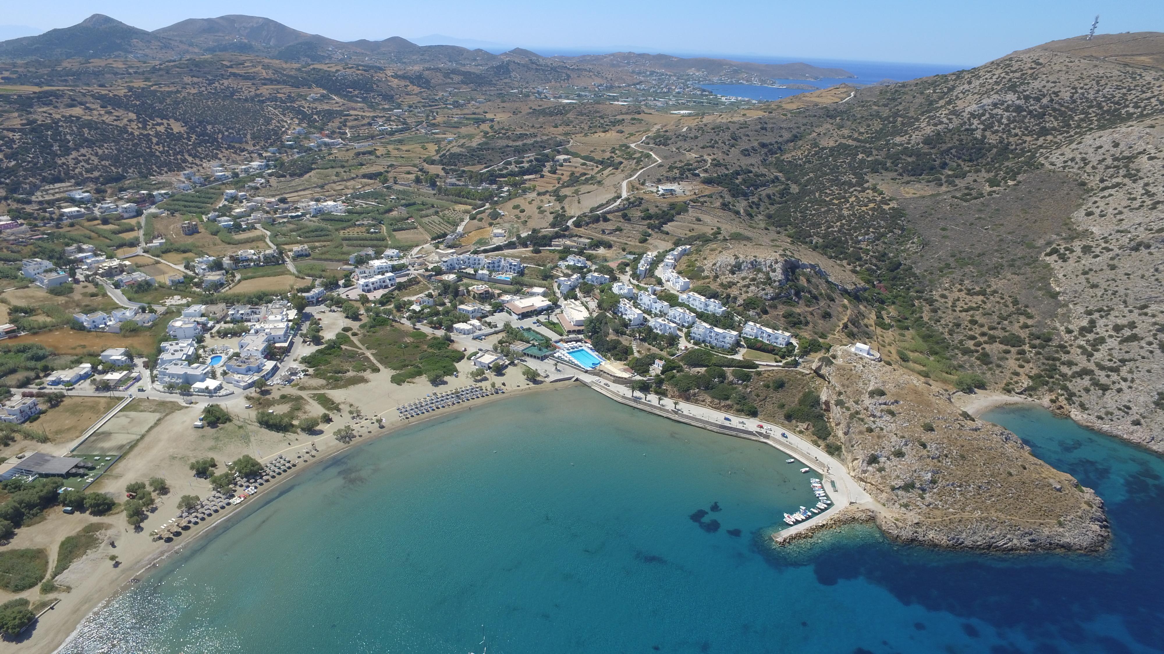 Dolphin Bay Seaside Resort & Suites Галисас Екстериор снимка
