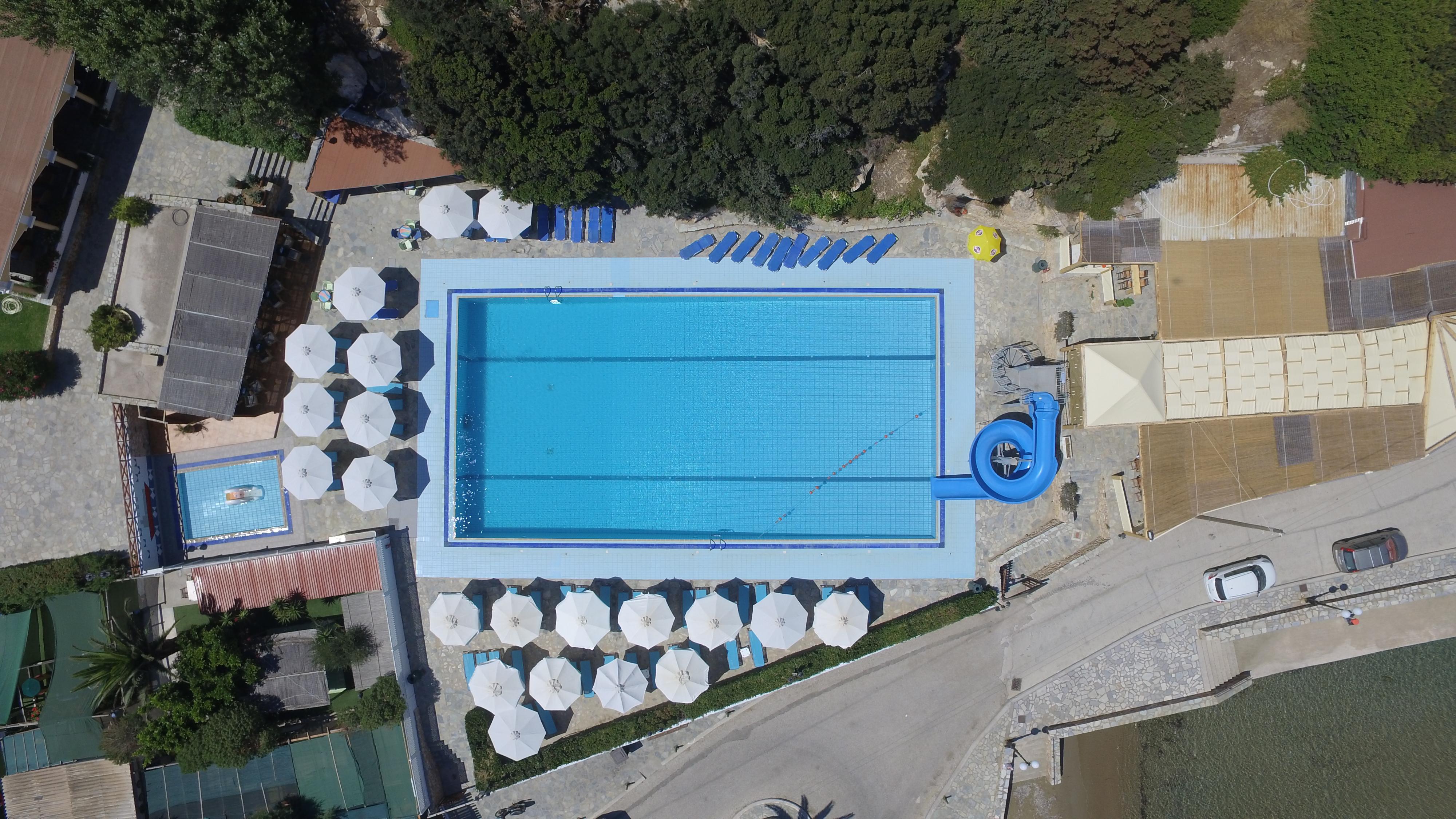 Dolphin Bay Seaside Resort & Suites Галисас Екстериор снимка