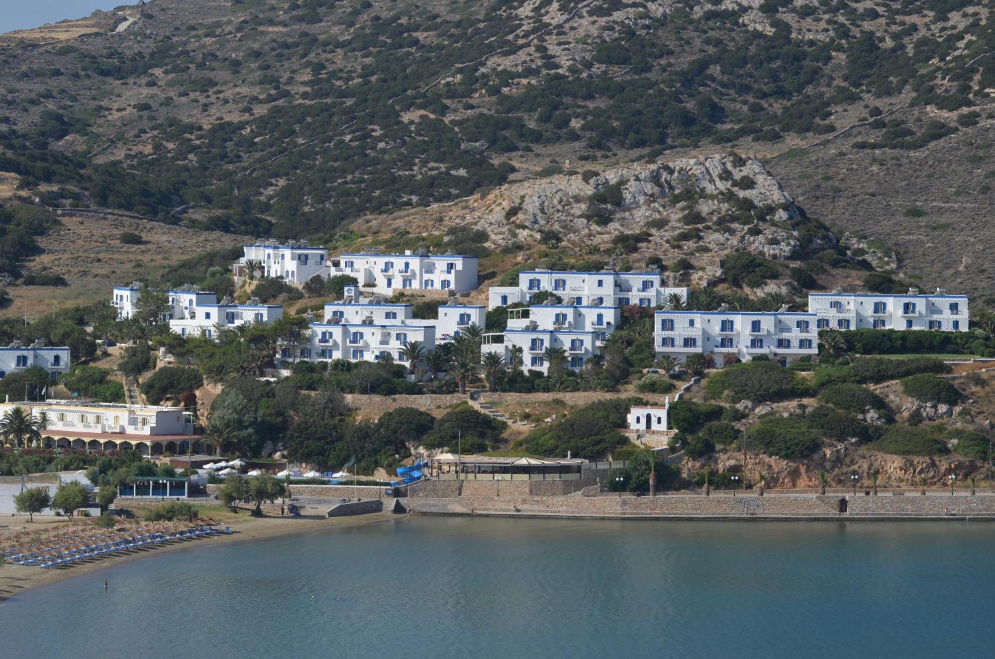 Dolphin Bay Seaside Resort & Suites Галисас Екстериор снимка