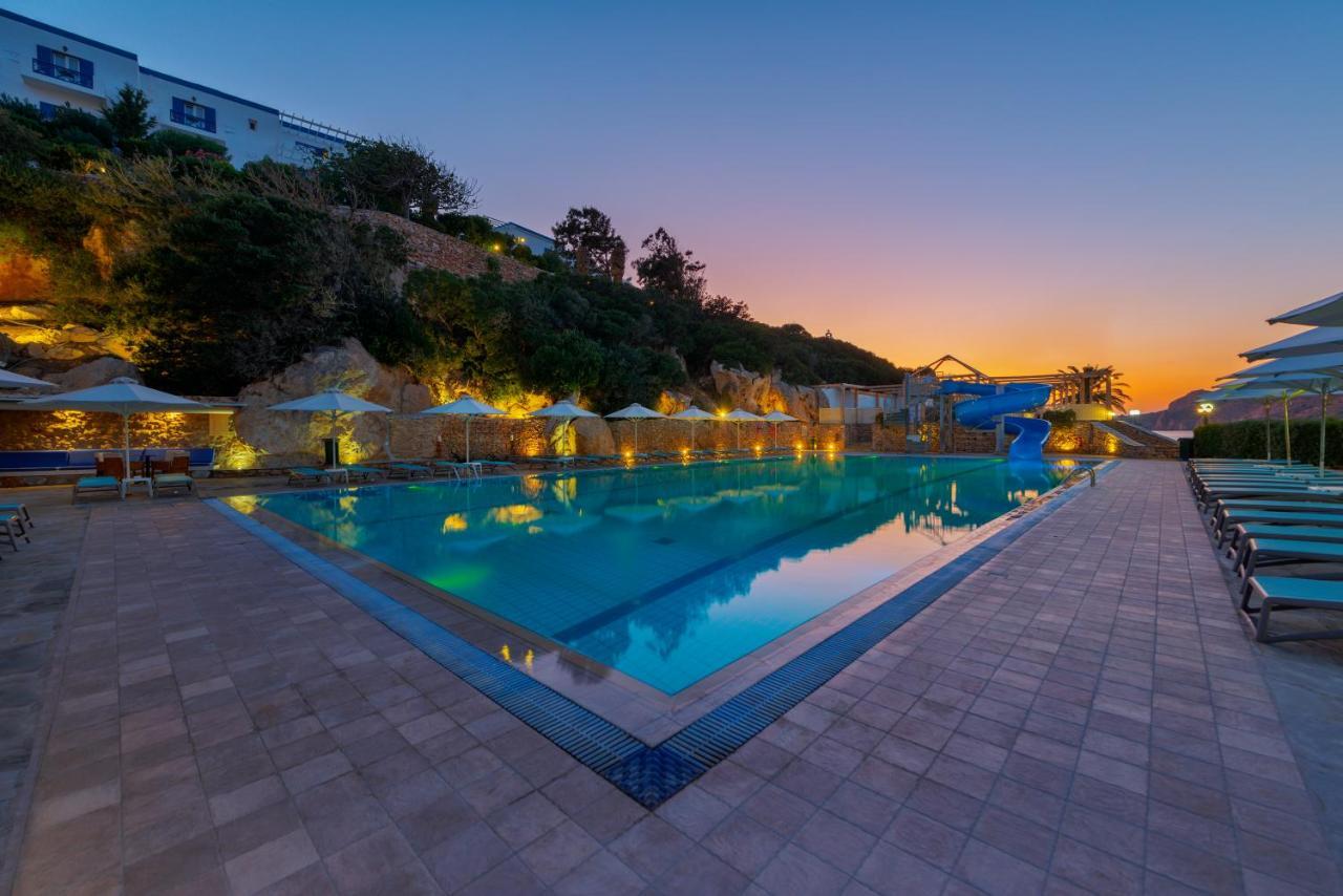 Dolphin Bay Seaside Resort & Suites Галисас Екстериор снимка